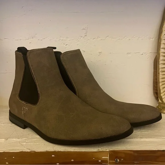 Guess 9 Men's Suede Tan Chelsea Boots - Picture 1 of 9